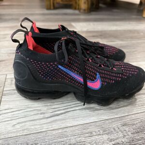Nike Air Vapormax Flyknit 2021 Women's Size 8.5 Running Shoes Black Hyper Pink
